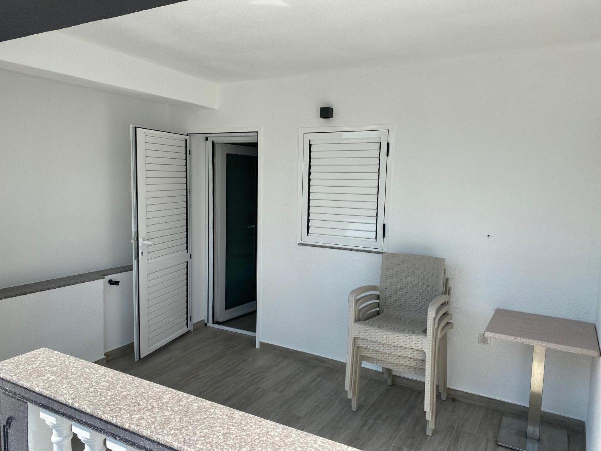 Apartmani Anita Starigrad Paklenica Zewnętrze zdjęcie