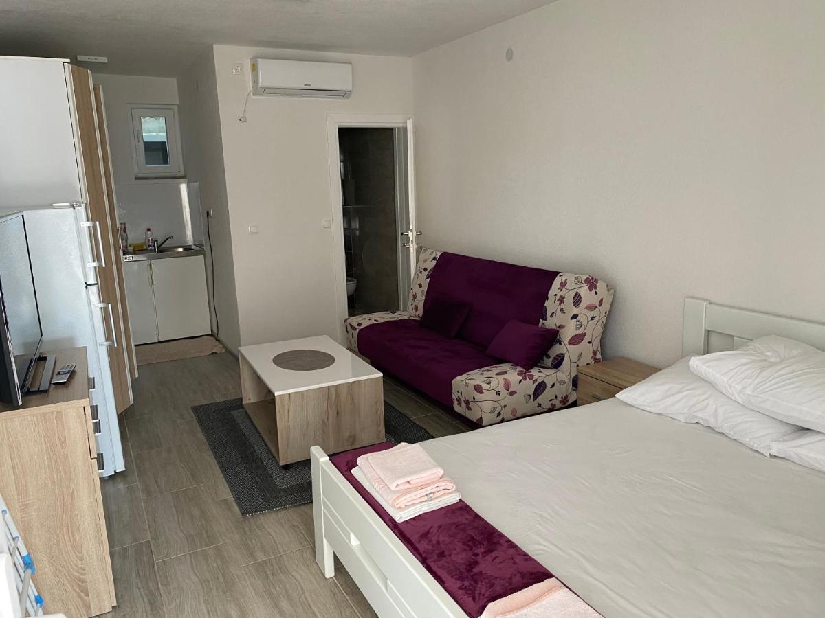 Apartmani Anita Starigrad Paklenica Zewnętrze zdjęcie