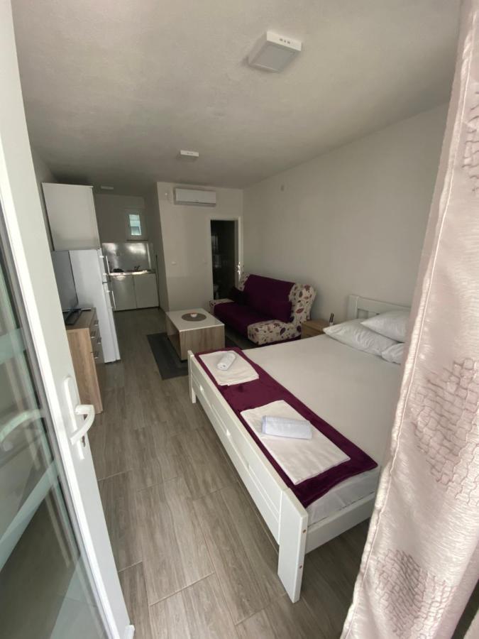 Apartmani Anita Starigrad Paklenica Zewnętrze zdjęcie