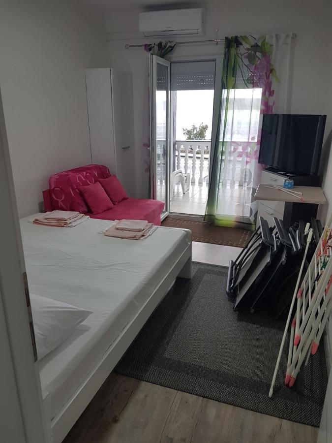 Apartmani Anita Starigrad Paklenica Zewnętrze zdjęcie