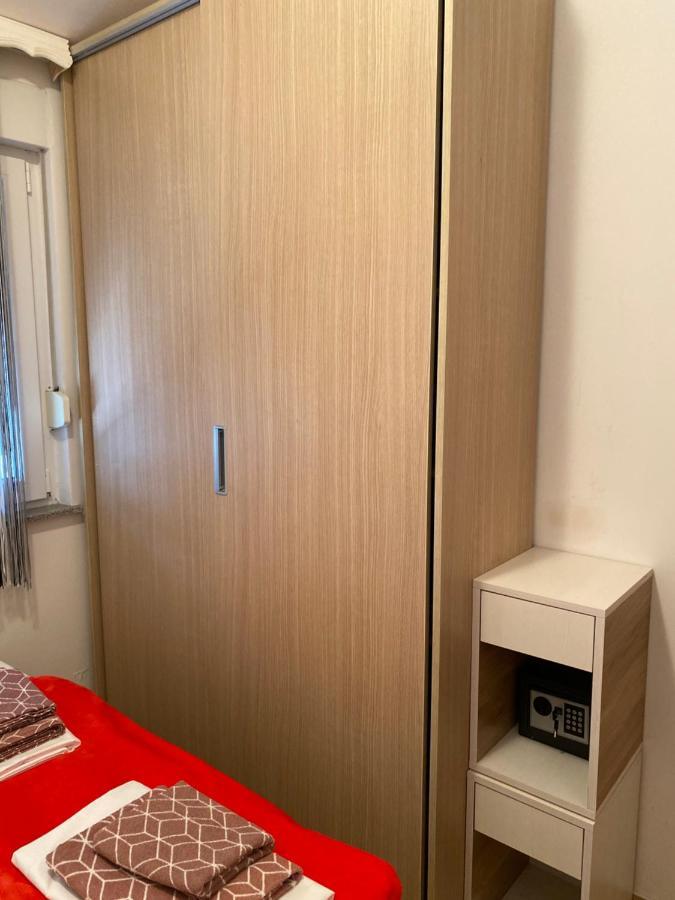 Apartmani Anita Starigrad Paklenica Zewnętrze zdjęcie
